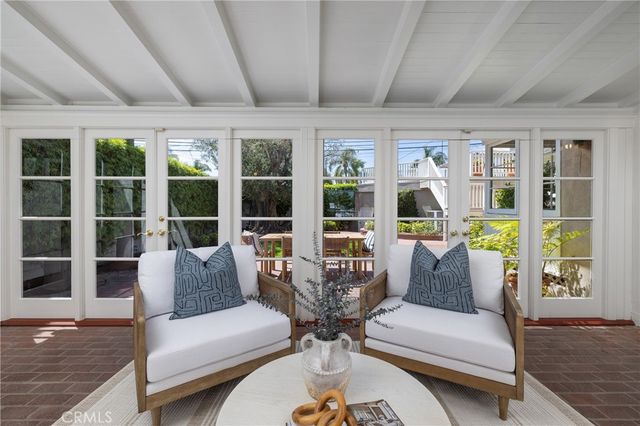 241 Bay Shore, Long Beach, CA 90803