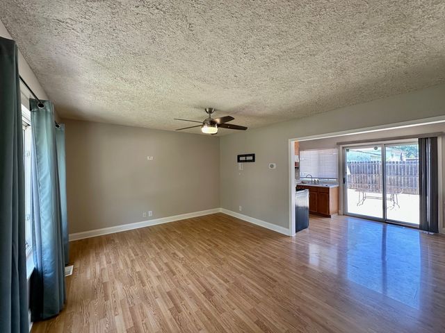 220 Hampdon Court, Bolingbrook, IL 60440