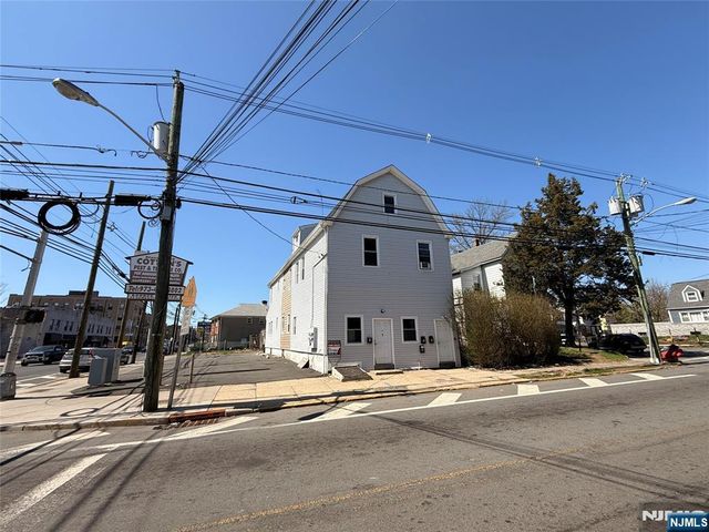 335 Myrtle Avenue, Irvington, NJ 07111