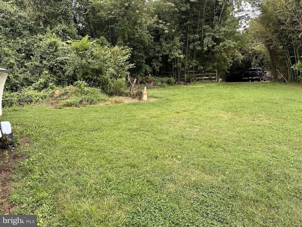 Image 20 of property listing at 650 TETON DR, Lothian, MD 20711