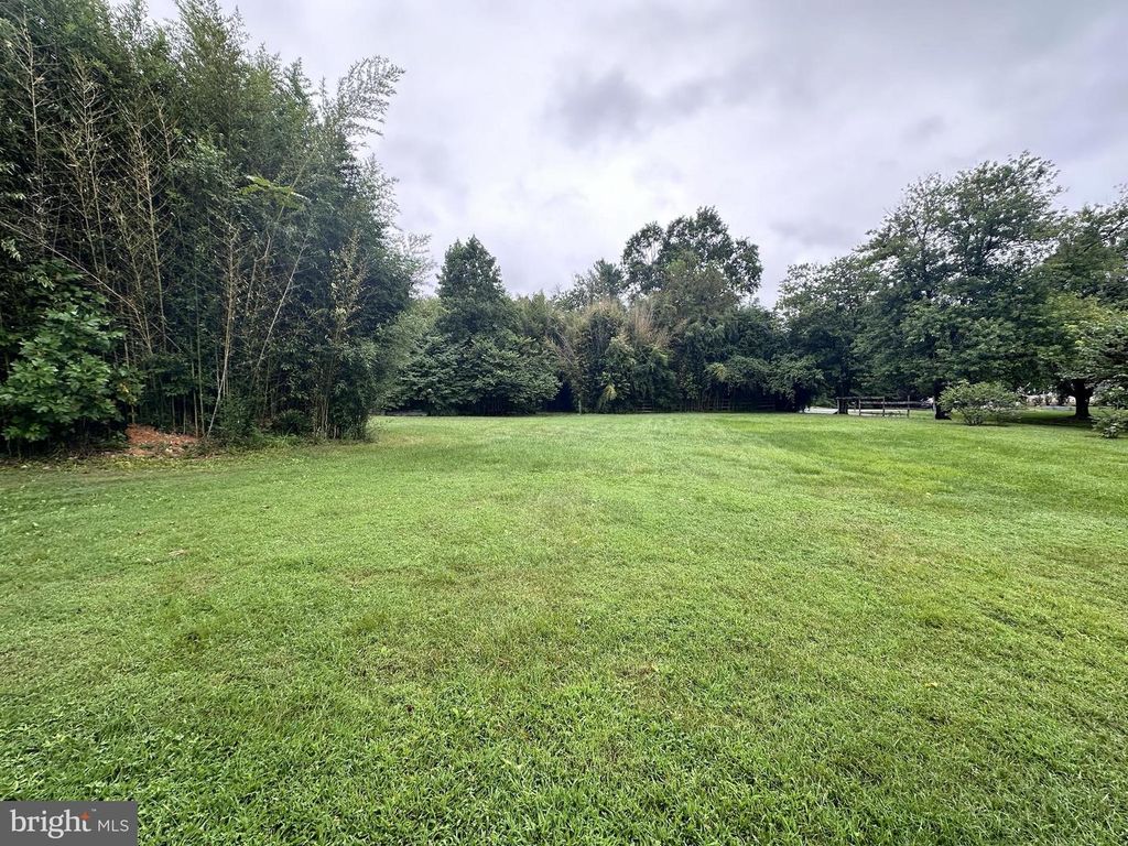 Image 21 of property listing at 650 TETON DR, Lothian, MD 20711