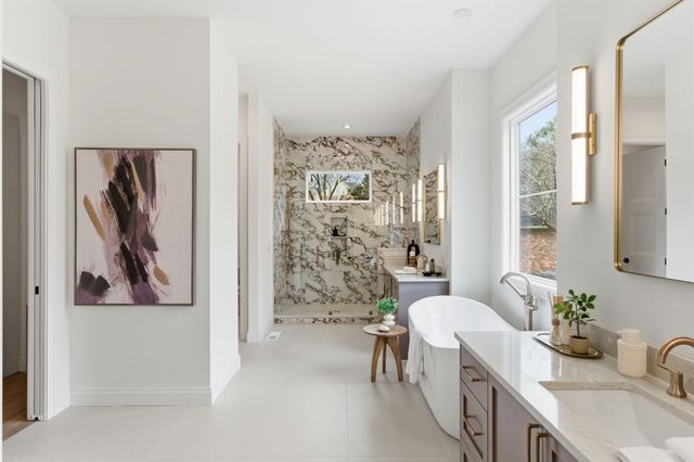 1107 Lipscomb Dr, Nashville, TN 37204