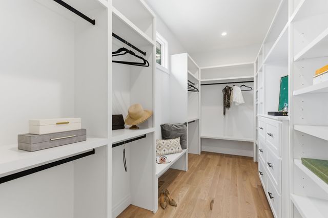 1107 Lipscomb Dr, Nashville, TN 37204