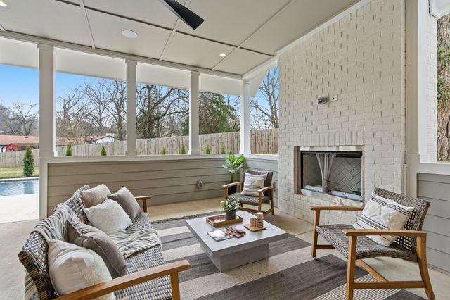 1107 Lipscomb Dr, Nashville, TN 37204