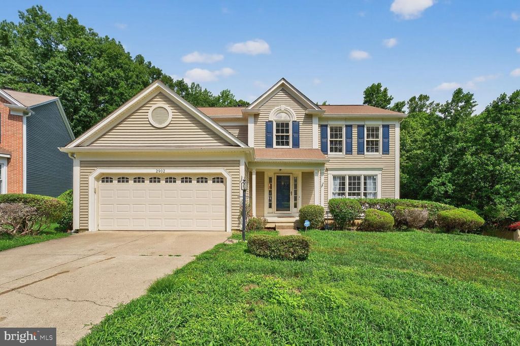 2902 CHEVOIT HILL CT, Woodbridge, VA 22191