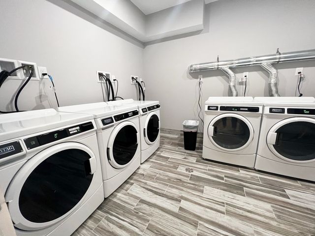 80 Bridge St 308, Dedham, MA 02026