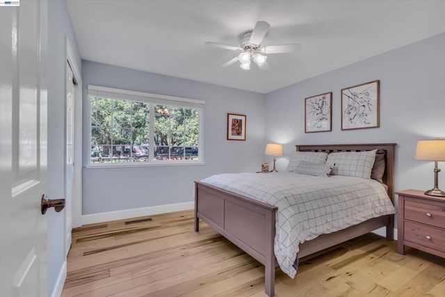 1450 Finley Rd, Pleasanton, CA 94588