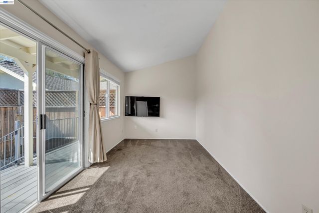 1450 Finley Rd, Pleasanton, CA 94588