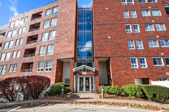 160 Burkhall St 212, Weymouth, MA 02190