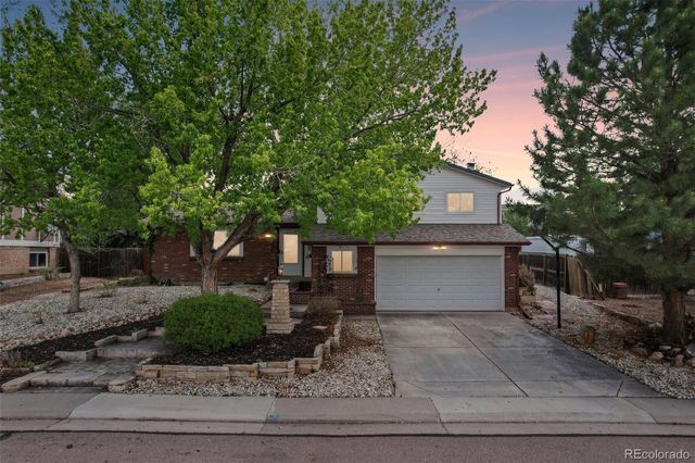 956 Mountain View Drive, Castle Rock, CO 80104