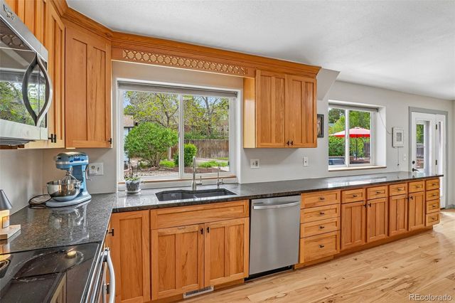 956 Mountain View Drive, Castle Rock, CO 80104