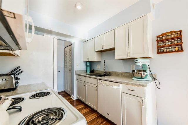 3028 Roundtree Boulevard 44, Ypsilanti, MI 48197