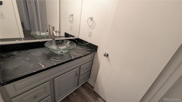 4062 S Atchison Way 101, Aurora, CO 80014