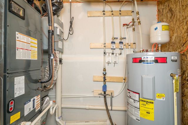 4512 FOUNTAINBRIDGE CT, Rockingham, VA 22801