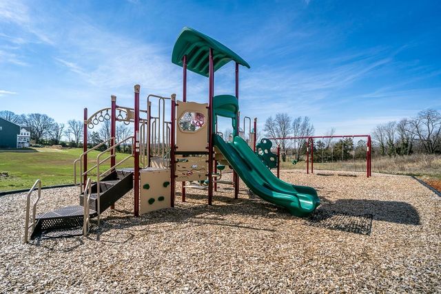 4512 FOUNTAINBRIDGE CT, Rockingham, VA 22801