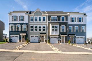 4512 FOUNTAINBRIDGE CT, Rockingham, VA 22801