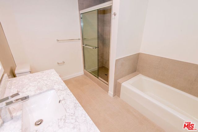 8380 W Waring Avenue 104, West Hollywood, CA 90069