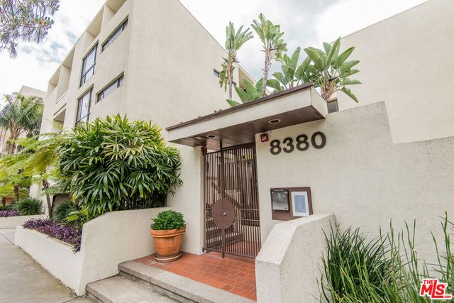 8380 W Waring Avenue 104, West Hollywood, CA 90069