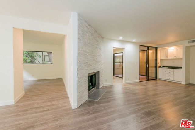 8380 W Waring Avenue 104, West Hollywood, CA 90069