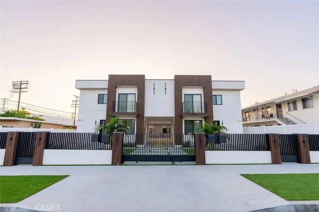5627 Riverton Avenue, North Hollywood, CA 91601