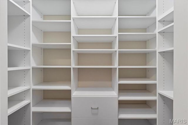 123 W Bodley Avenue 303, Kirkwood, MO 63122