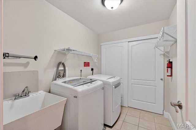 123 W Bodley Avenue 303, Kirkwood, MO 63122