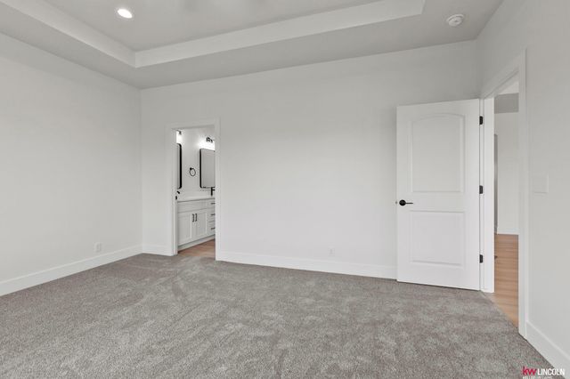 1001 W Santa Clara Street, Lincoln, NE 68523