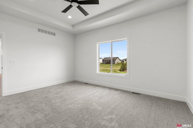 1001 W Santa Clara Street, Lincoln, NE 68523