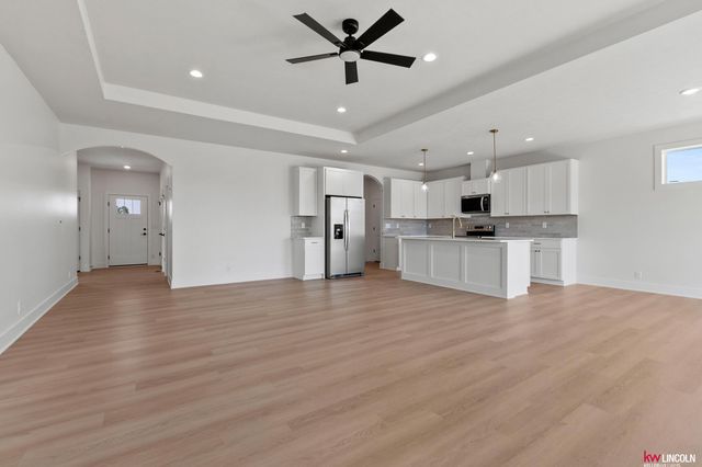 1001 W Santa Clara Street, Lincoln, NE 68523