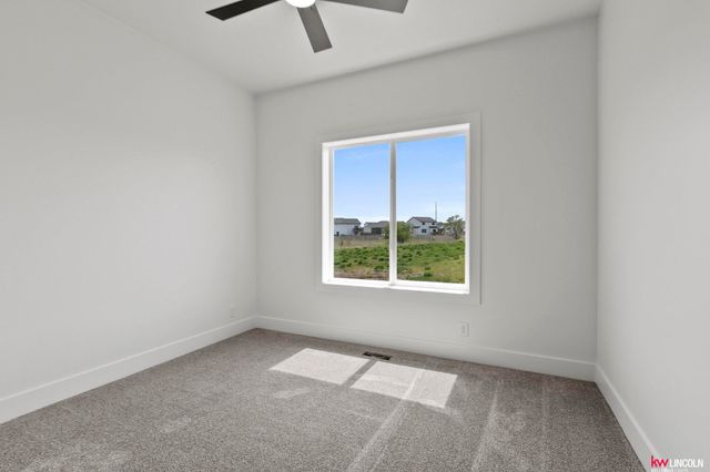 1001 W Santa Clara Street, Lincoln, NE 68523
