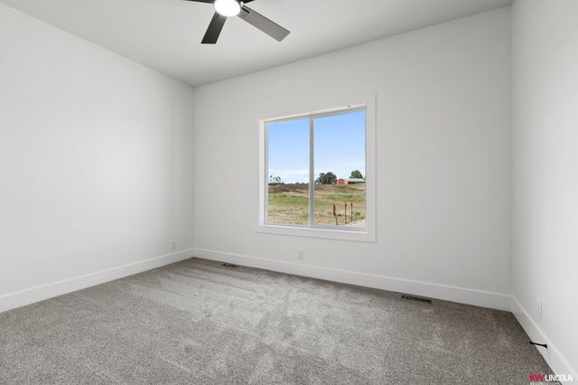 1001 W Santa Clara Street, Lincoln, NE 68523