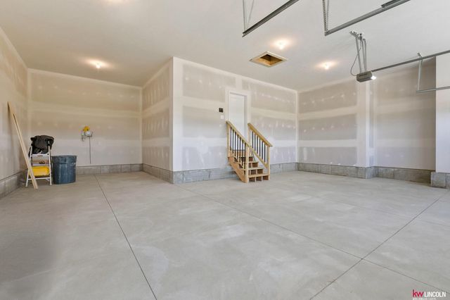 1001 W Santa Clara Street, Lincoln, NE 68523