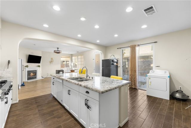 44130 Catsue, Lancaster, CA 93536