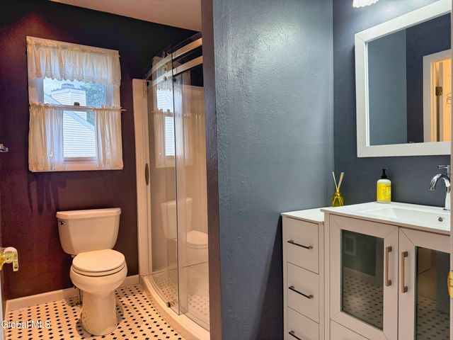 24 Old Mill Lane, Queensbury, NY 12804