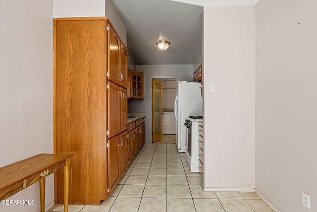 228 Caribe Circle, El Paso, TX 79927