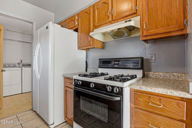 228 Caribe Circle, El Paso, TX 79927