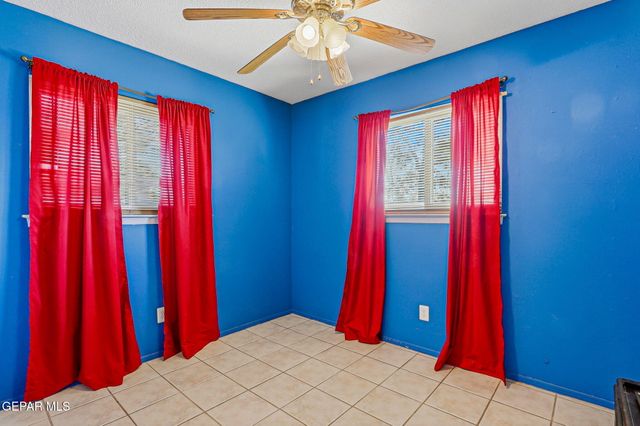 228 Caribe Circle, El Paso, TX 79927