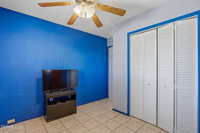 228 Caribe Circle, El Paso, TX 79927