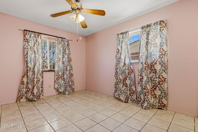 228 Caribe Circle, El Paso, TX 79927