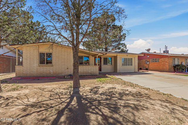 228 Caribe Circle, El Paso, TX 79927