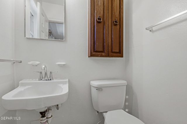 228 Caribe Circle, El Paso, TX 79927