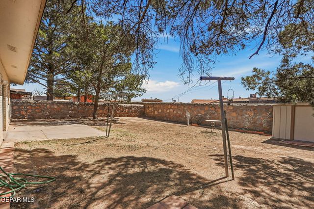 228 Caribe Circle, El Paso, TX 79927