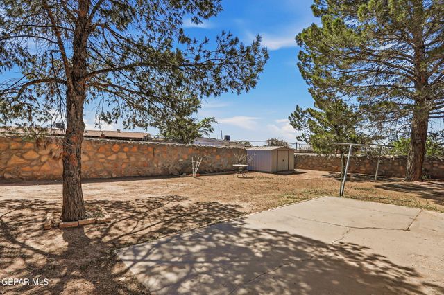 228 Caribe Circle, El Paso, TX 79927