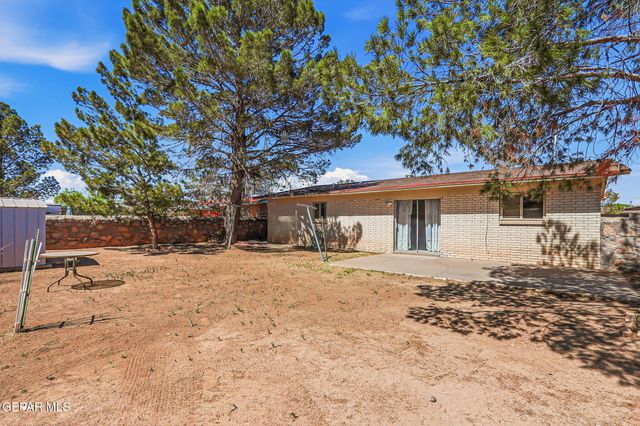 228 Caribe Circle, El Paso, TX 79927