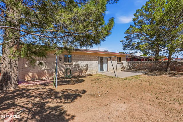 228 Caribe Circle, El Paso, TX 79927