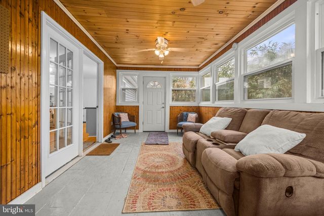 10702 WESTWOOD LN, Waldorf, MD 20601