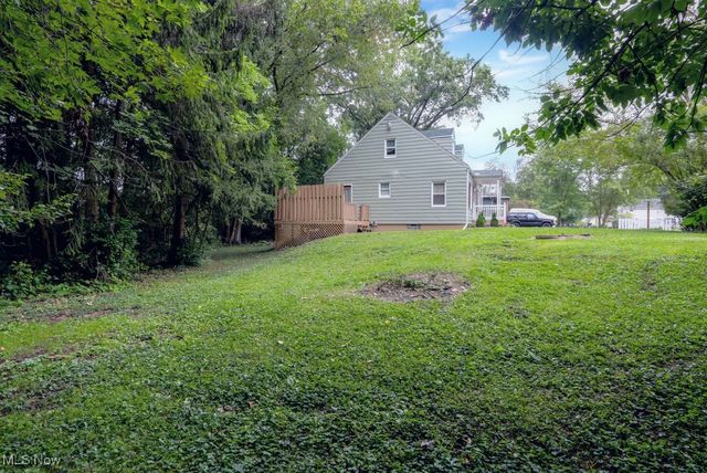 261 Oakwood Street, Elyria, OH 44035