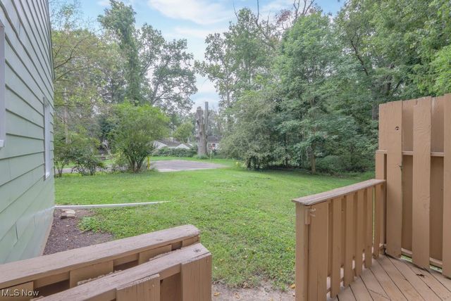 261 Oakwood Street, Elyria, OH 44035