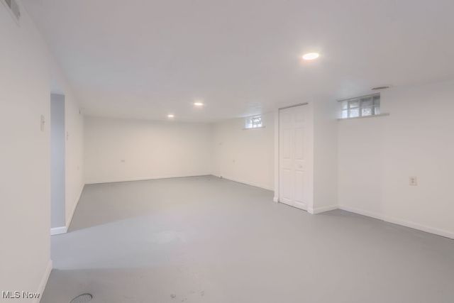 261 Oakwood Street, Elyria, OH 44035