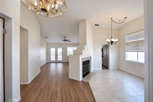 14129 La Mirada, Victorville, CA 92392